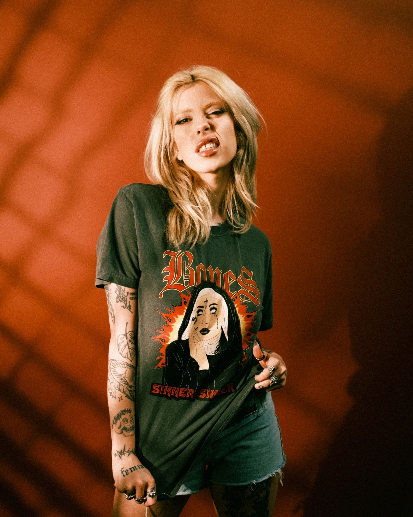 Sinner Tee - Washed Black