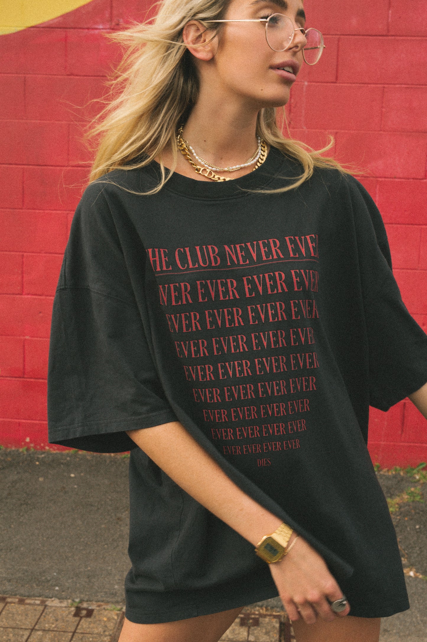 The Club Never Dies - Vintage Black